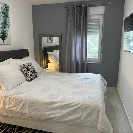 Apartman Magnolija Umag Eksteriør billede